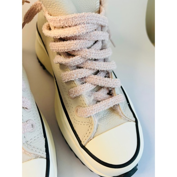 Women's Converse Run Star Hike Cozy Platform - Size 8.5 - Picture 6 of 6